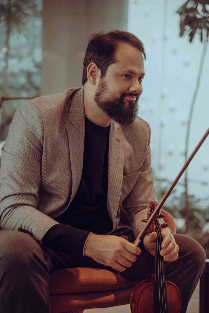 César Guigue, portrait
