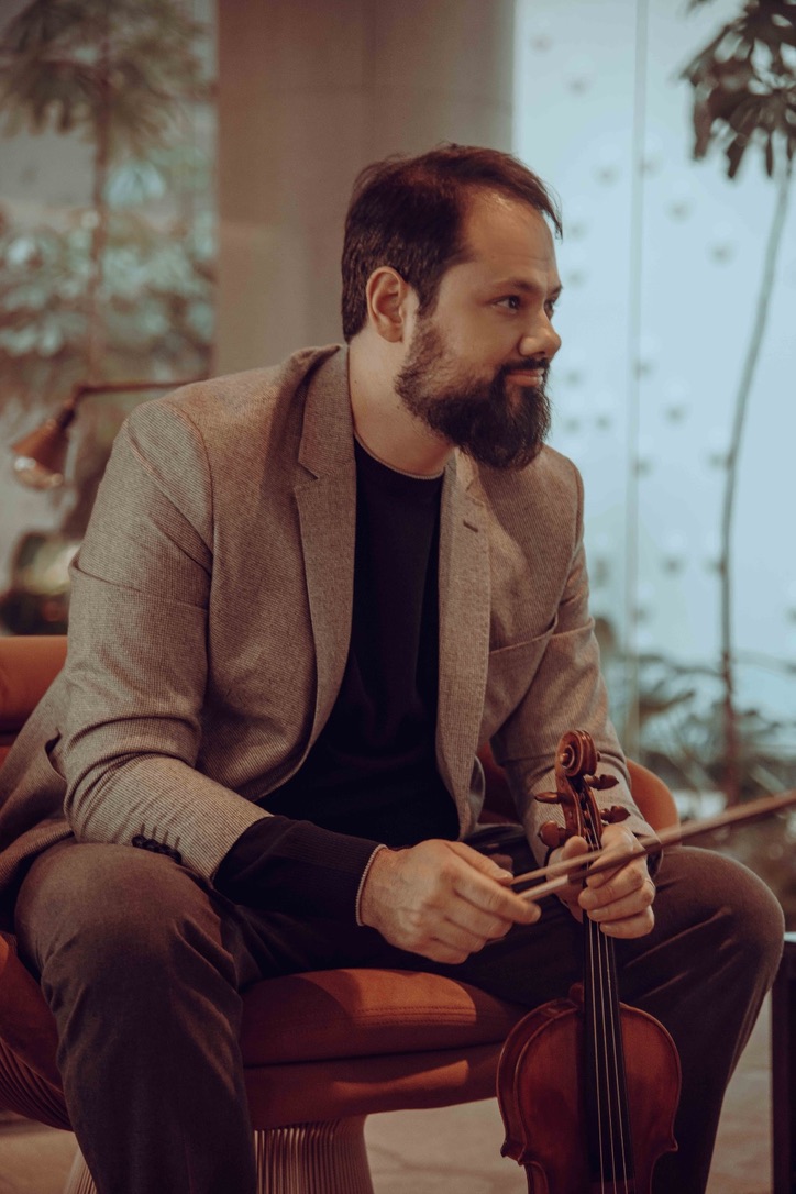 César Guigue, violon — Le Violon sur le toit